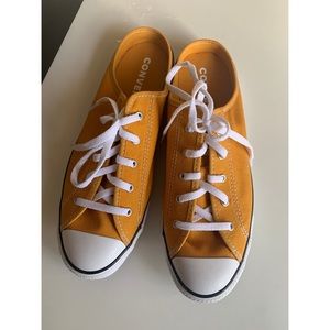 CONVERSE Chuck Taylor All Star Dainty Mule Slip 8.5